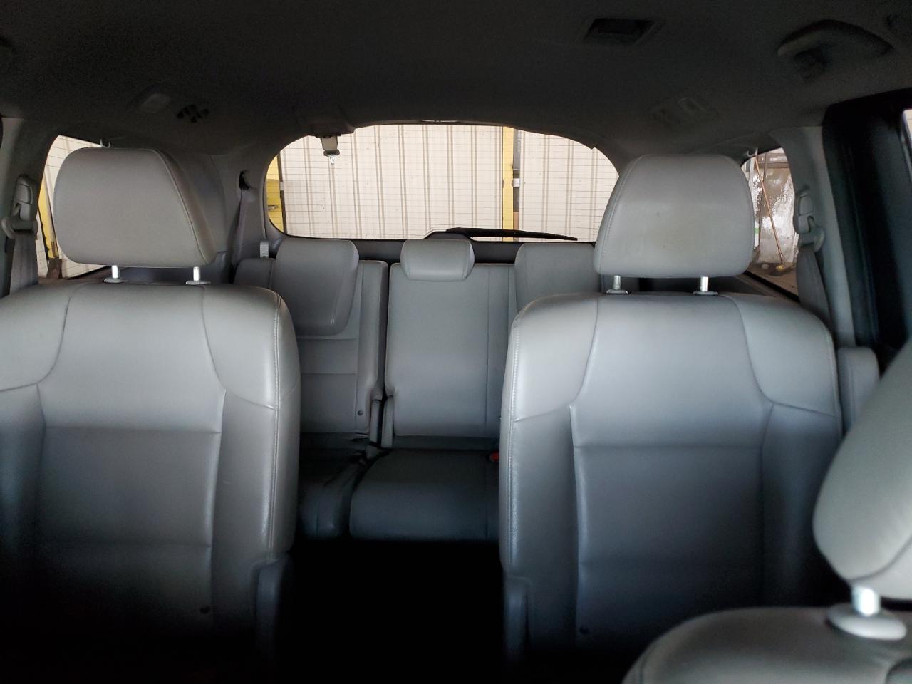 2013 Honda Odyssey - Image 10