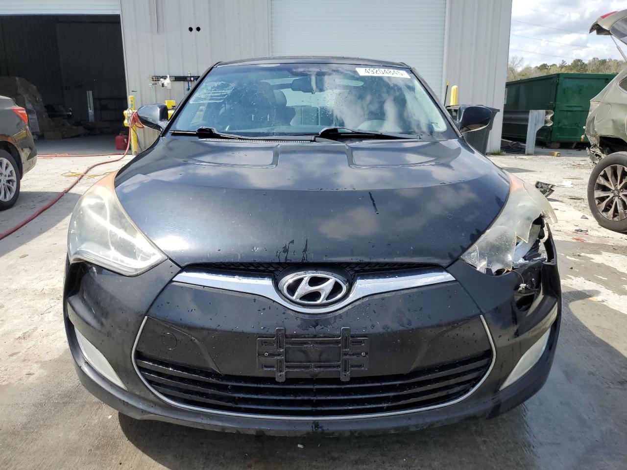 2012 Hyundai Veloster - Image 5