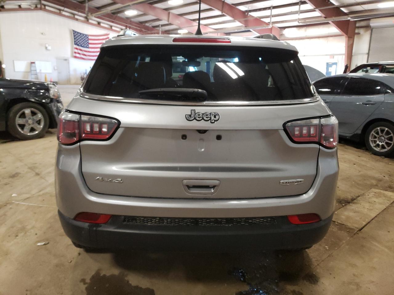 2018 Jeep Compass - Image 6