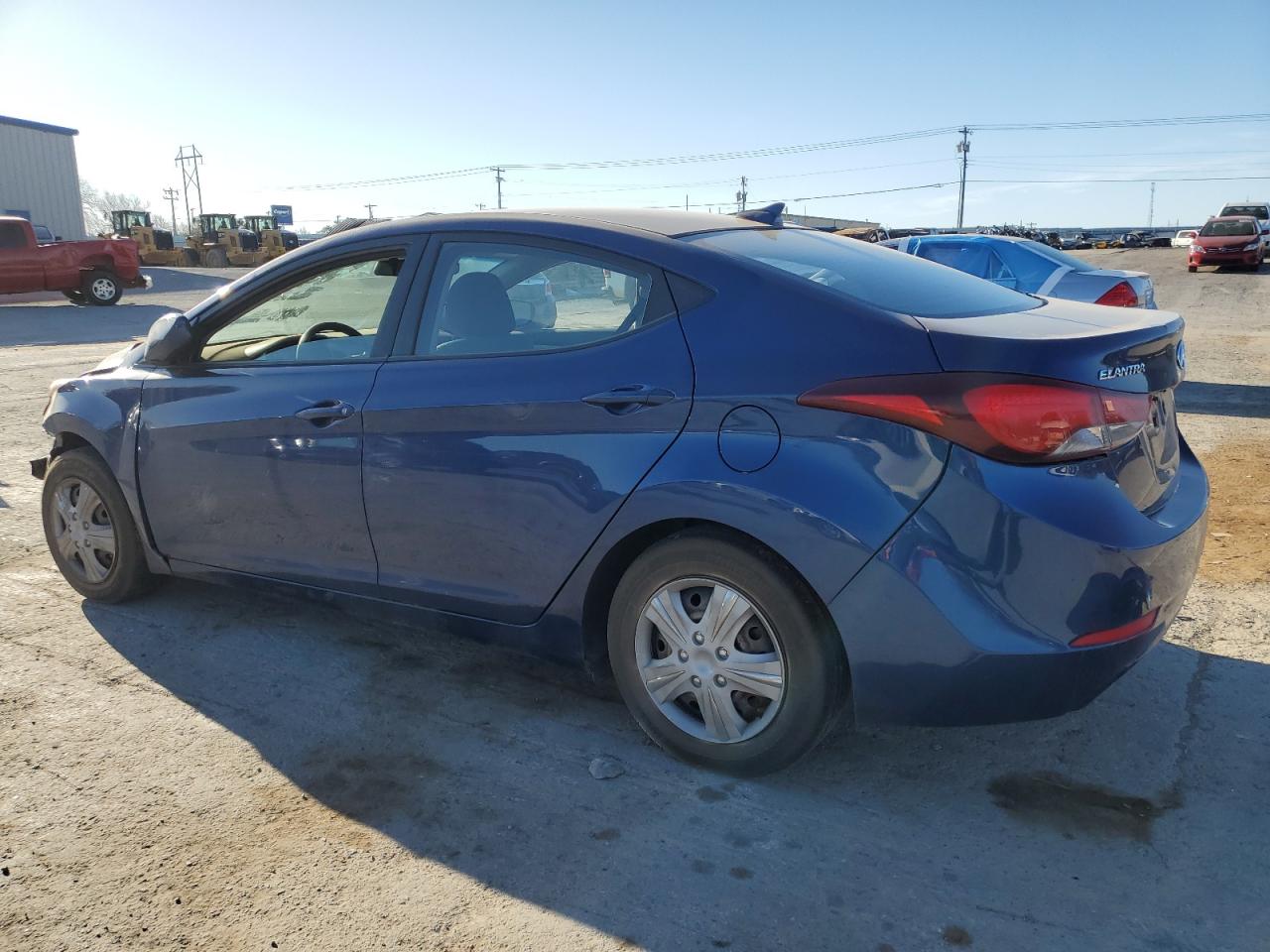 2016 Hyundai Elantra - Image 2