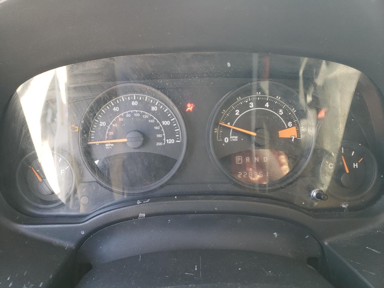 2015 Jeep Liberty (Patriot) - Image 9