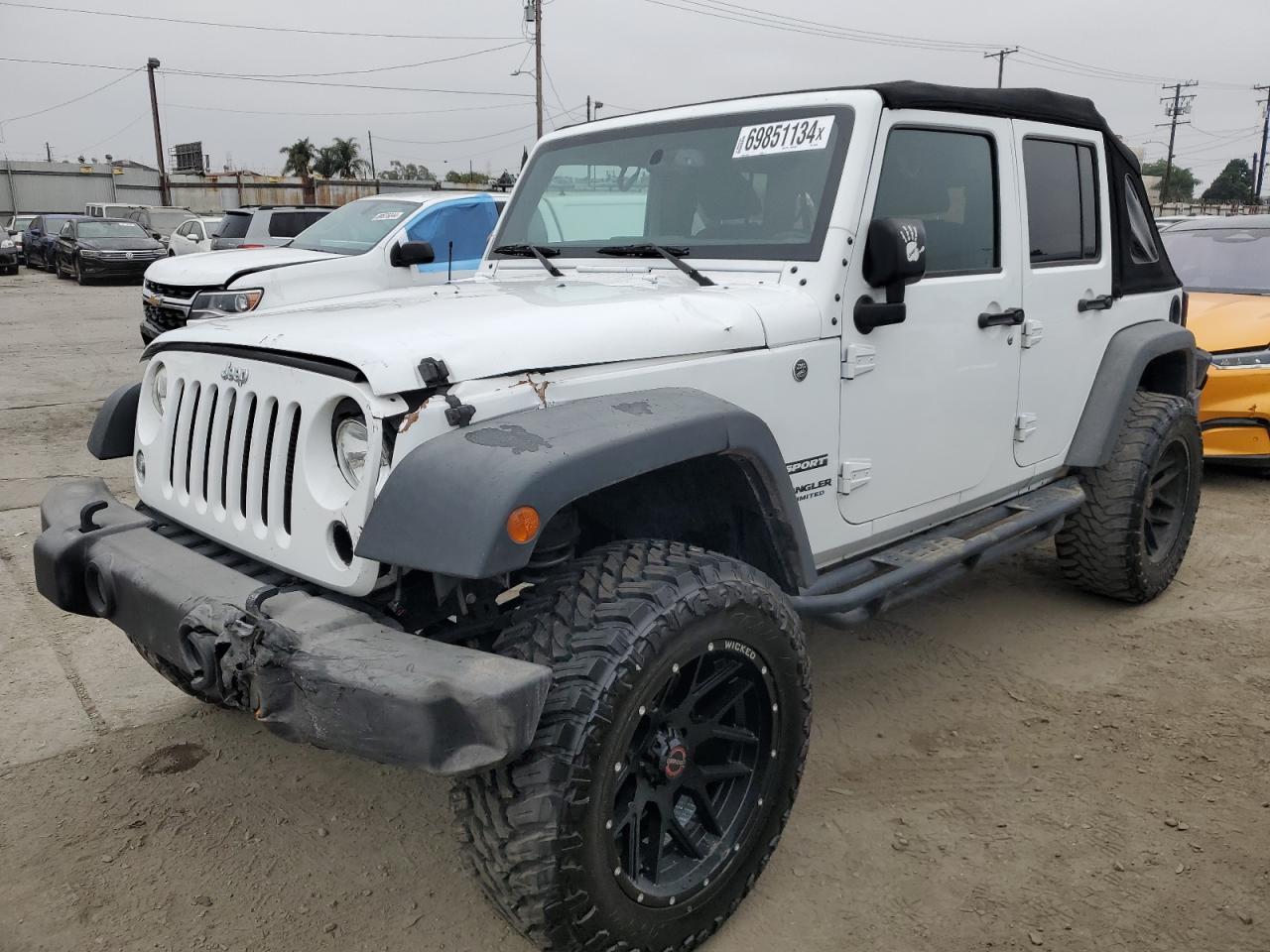 2017 Jeep Wrangler Unlimited Sport للبيع في Los Angeles، CA - Front End