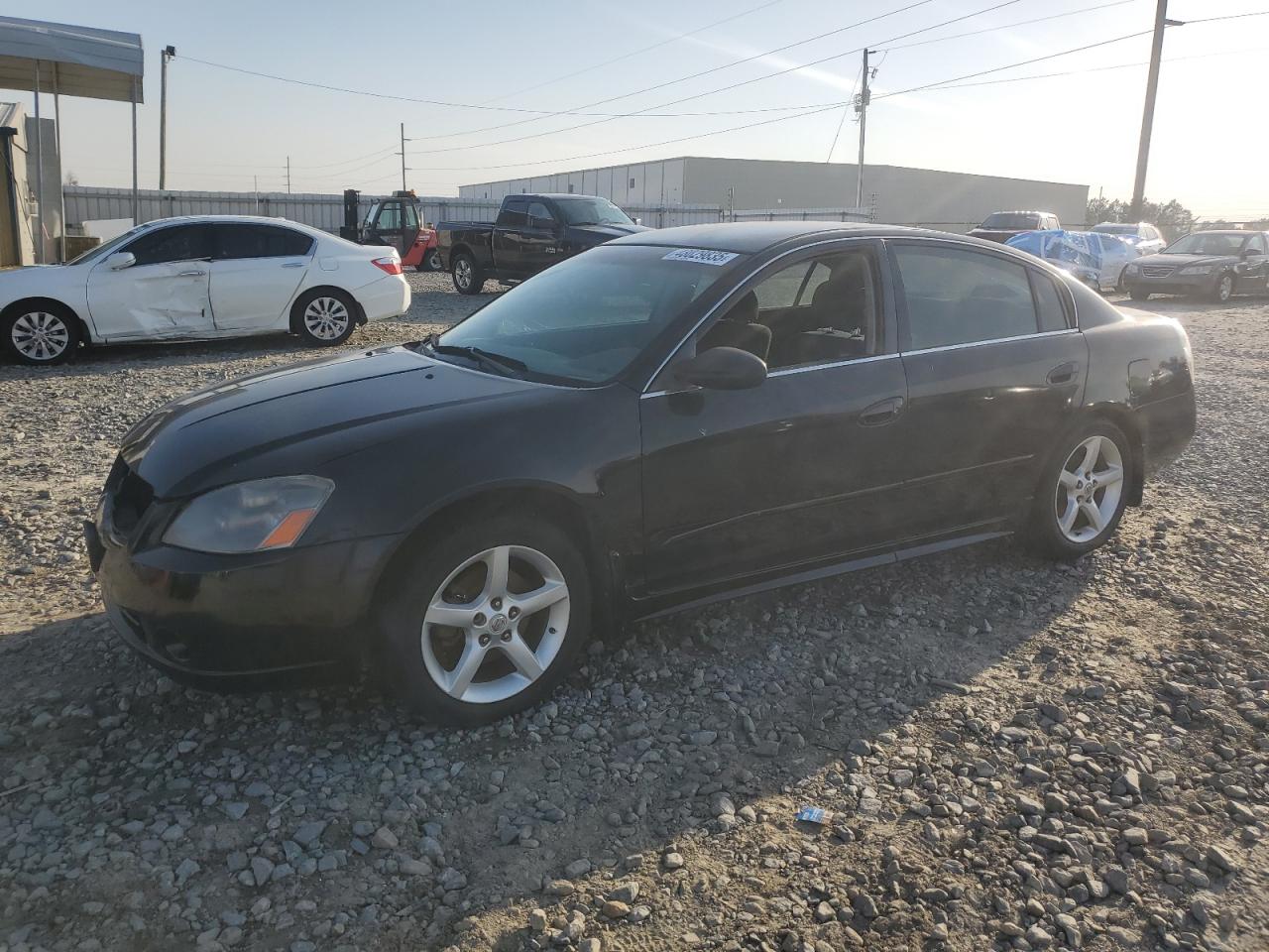 2005 Nissan Altima - Image 1