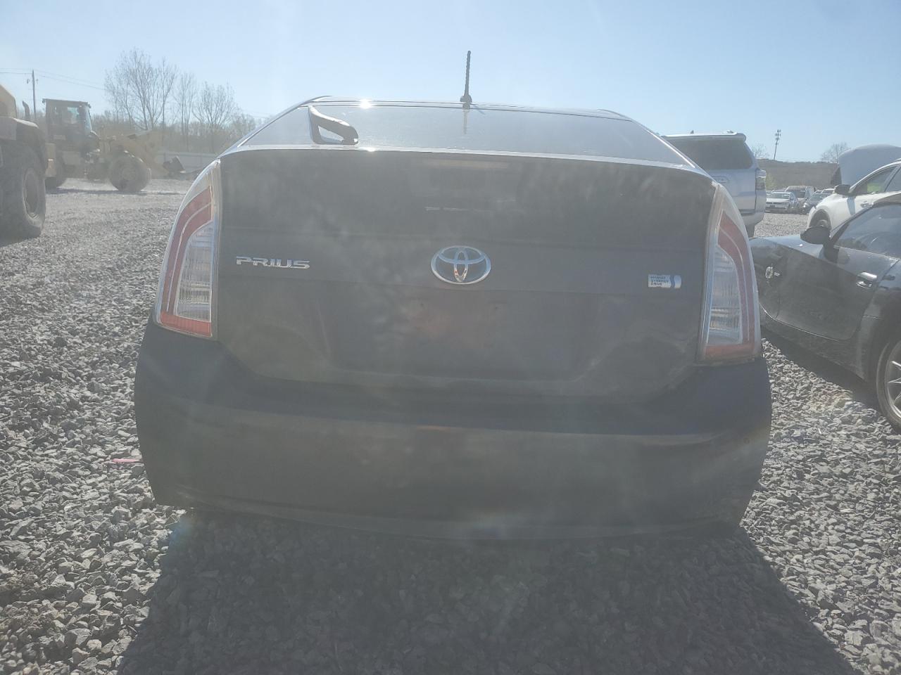 2015 Toyota Prius - Image 6