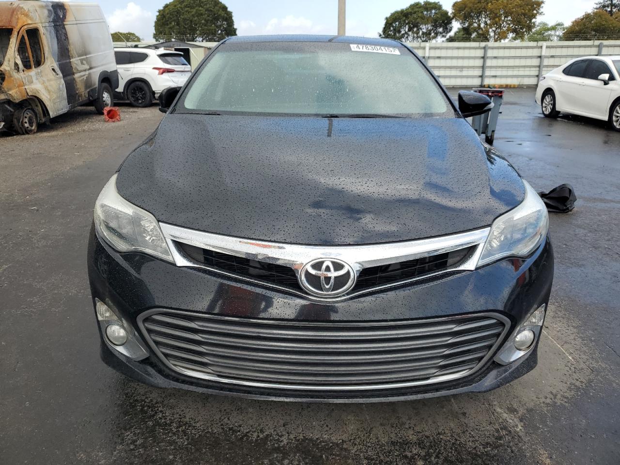 2015 Toyota Avalon - Image 5