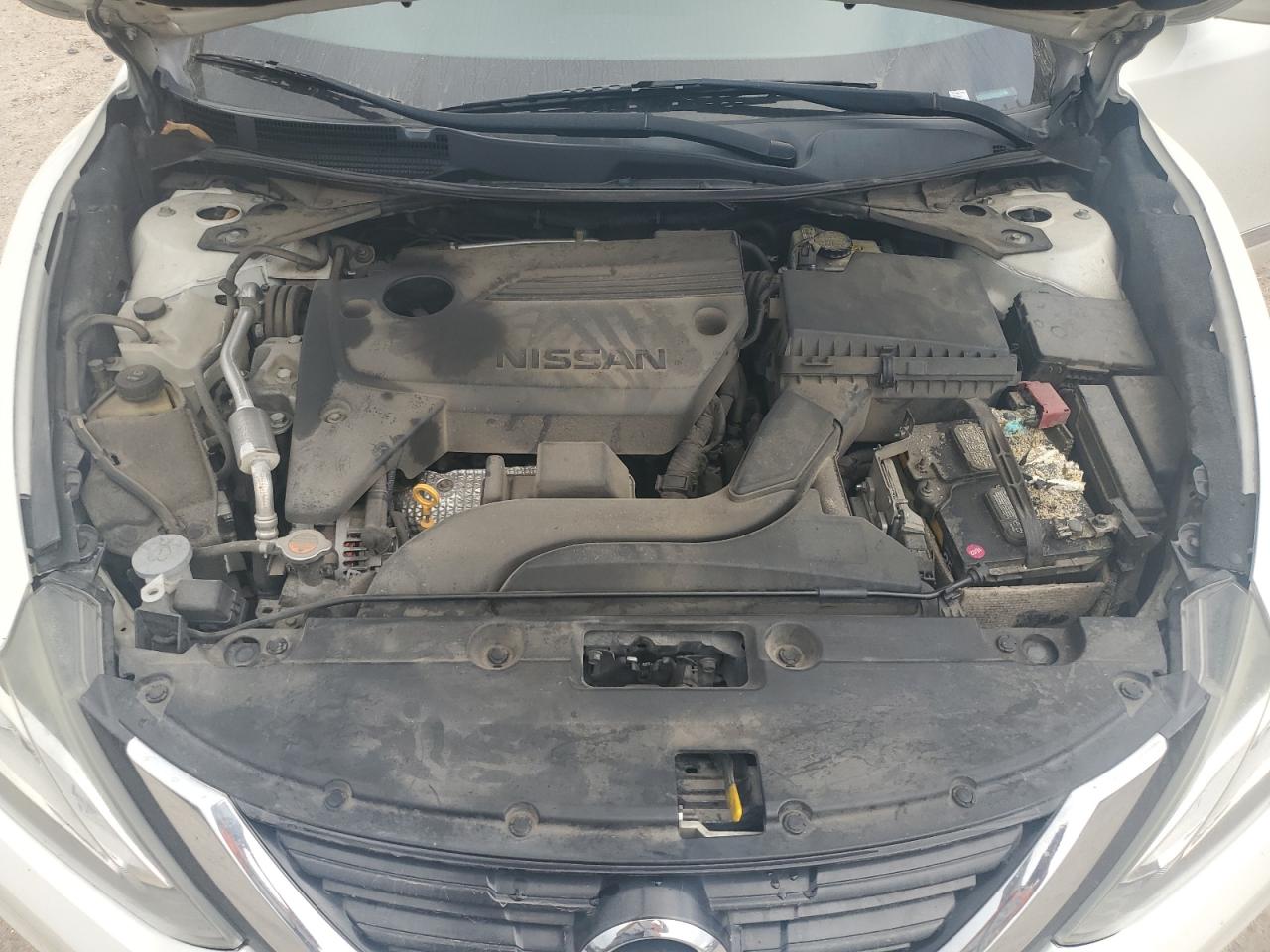 2016 Nissan Altima - Image 12