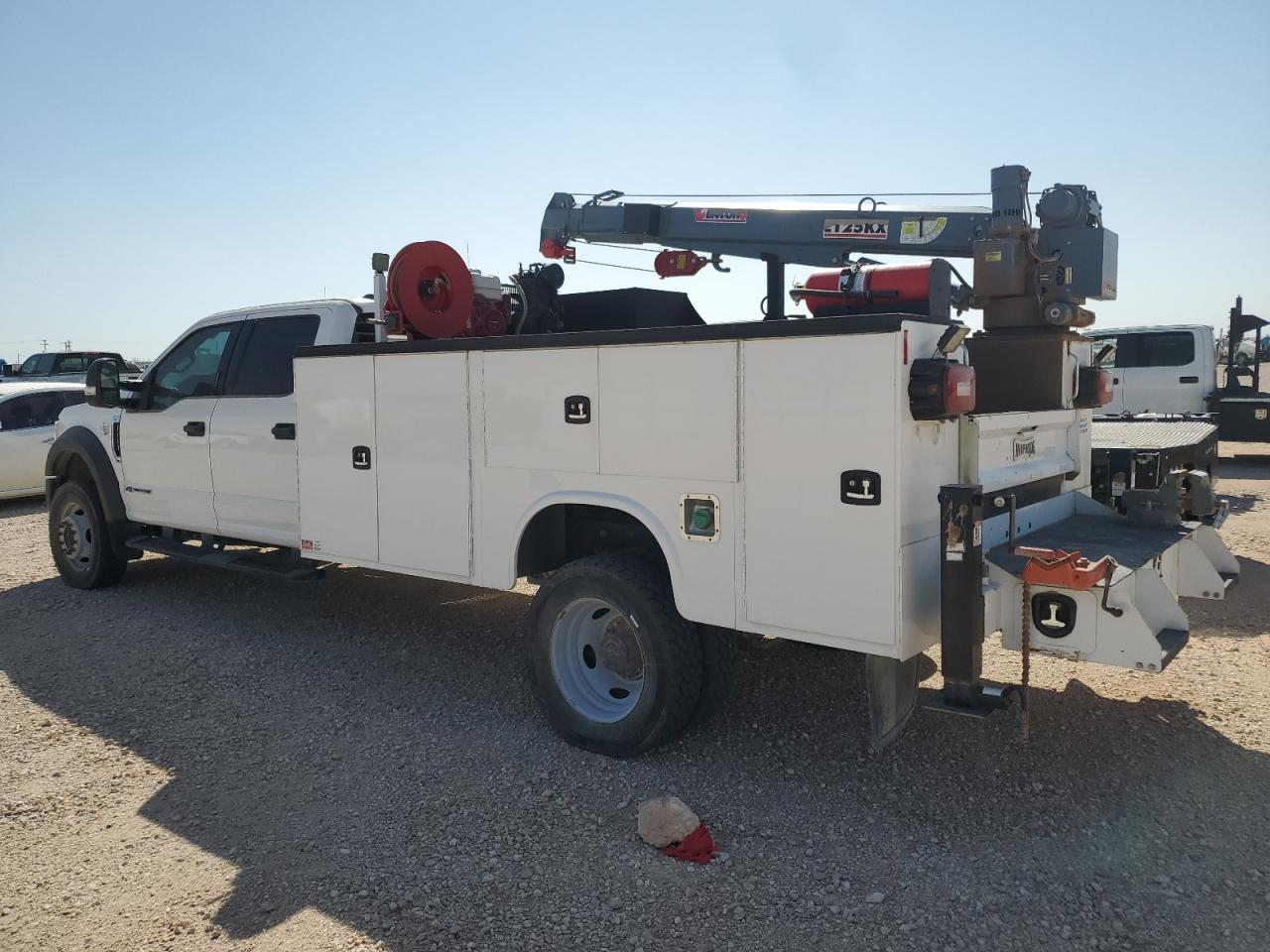 2020 Ford F450 - Image 2