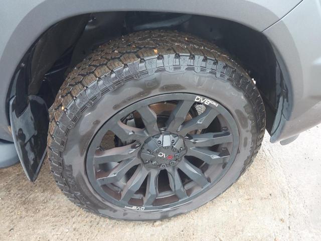 2022 TOYOTA HILUX INVINCIB X D-4D4WD 
