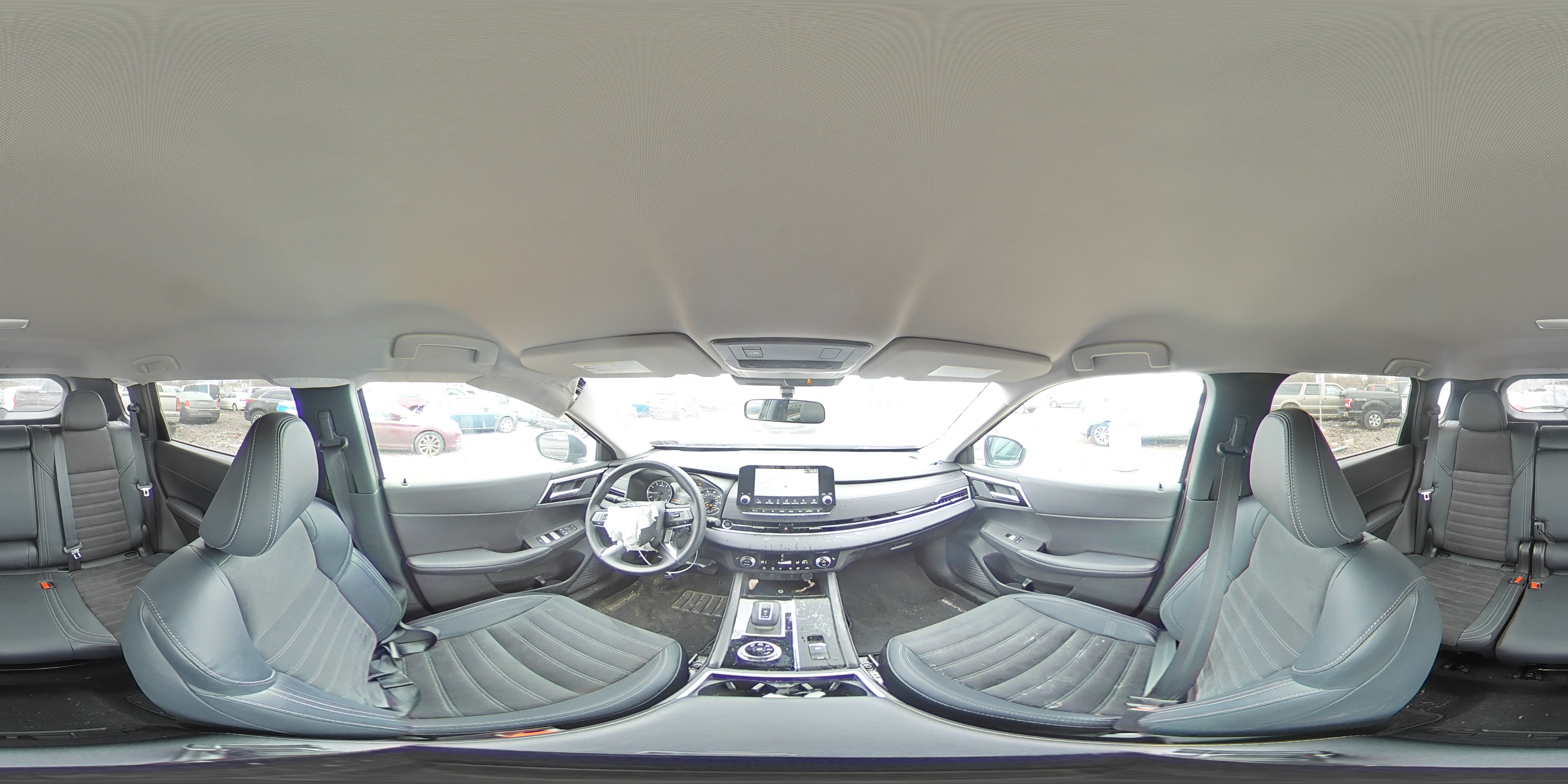2024 Mitsubishi Outlander - Image 13