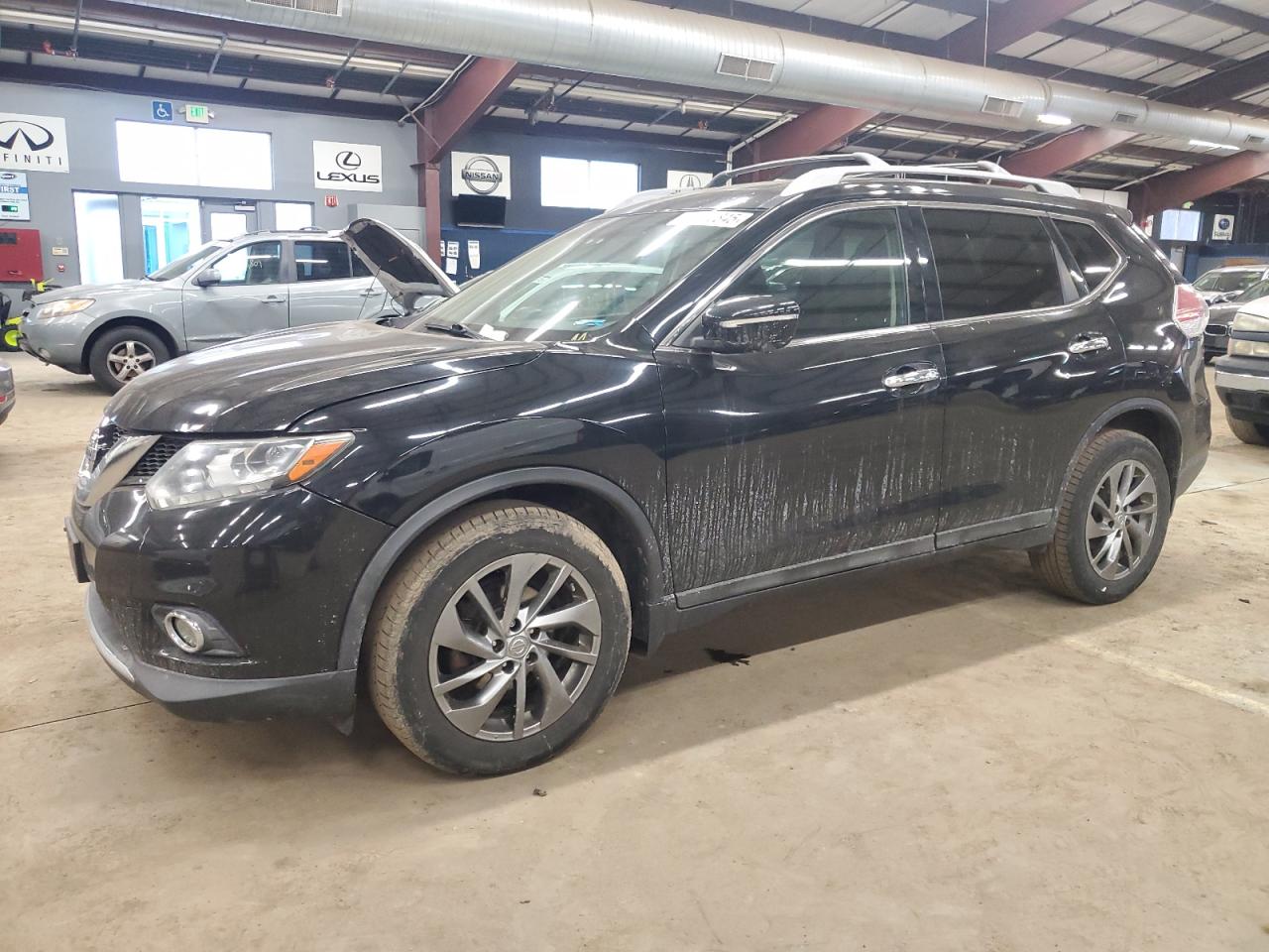 2015 Nissan Rogue - Image 1