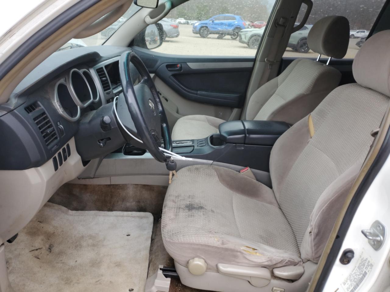 2004 Toyota 4Runner - Image 7