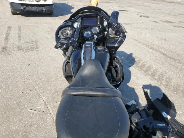  HARLEY-DAVIDSON FL 2021 Черный