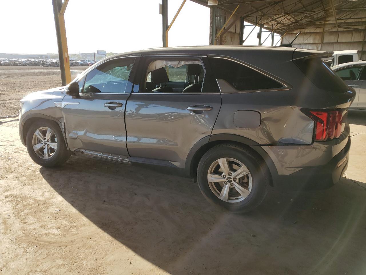 2022 Kia Sorento - Image 2