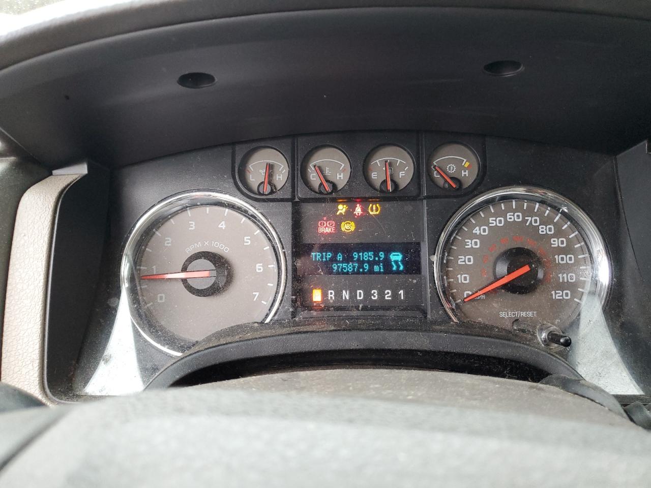 2010 Ford F-150 - Image 9