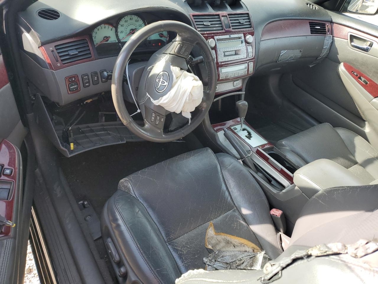 2005 Toyota Camry Solara - Image 8
