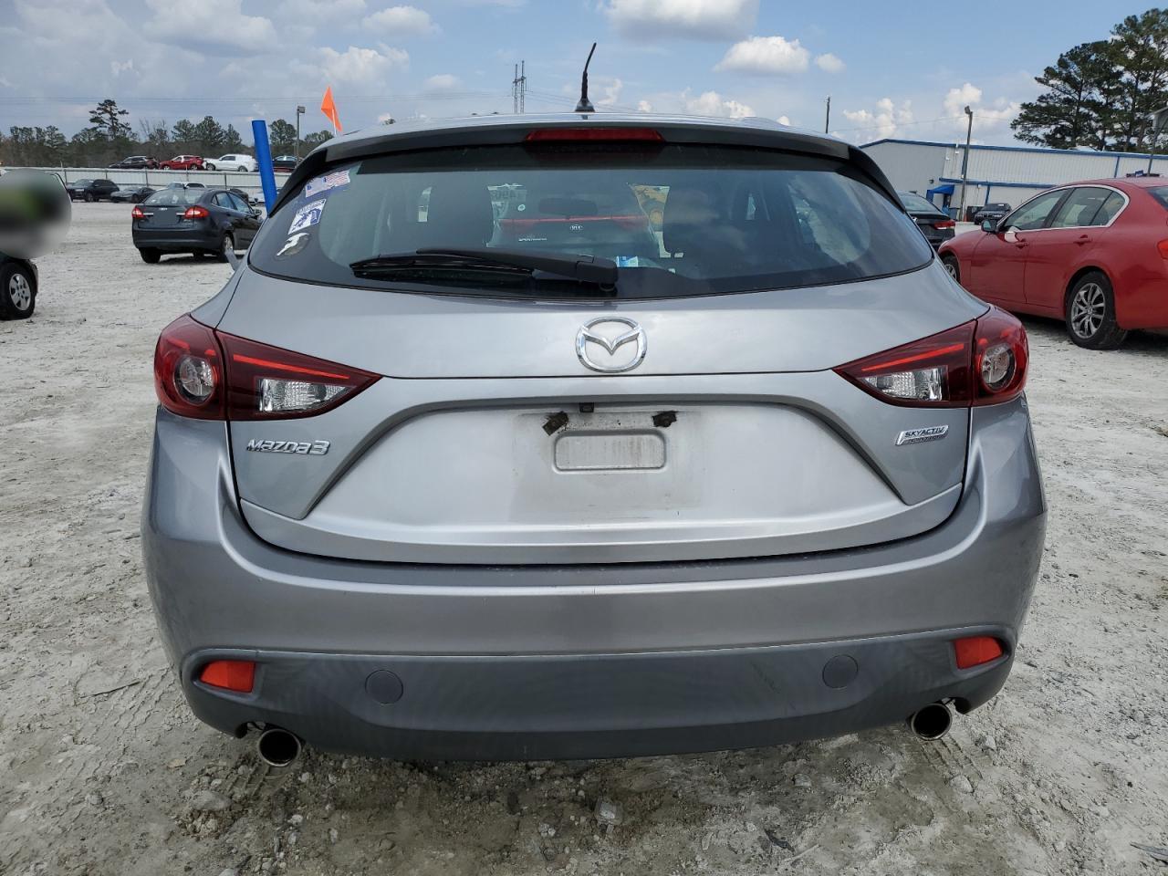2016 Mazda 3 - Image 6