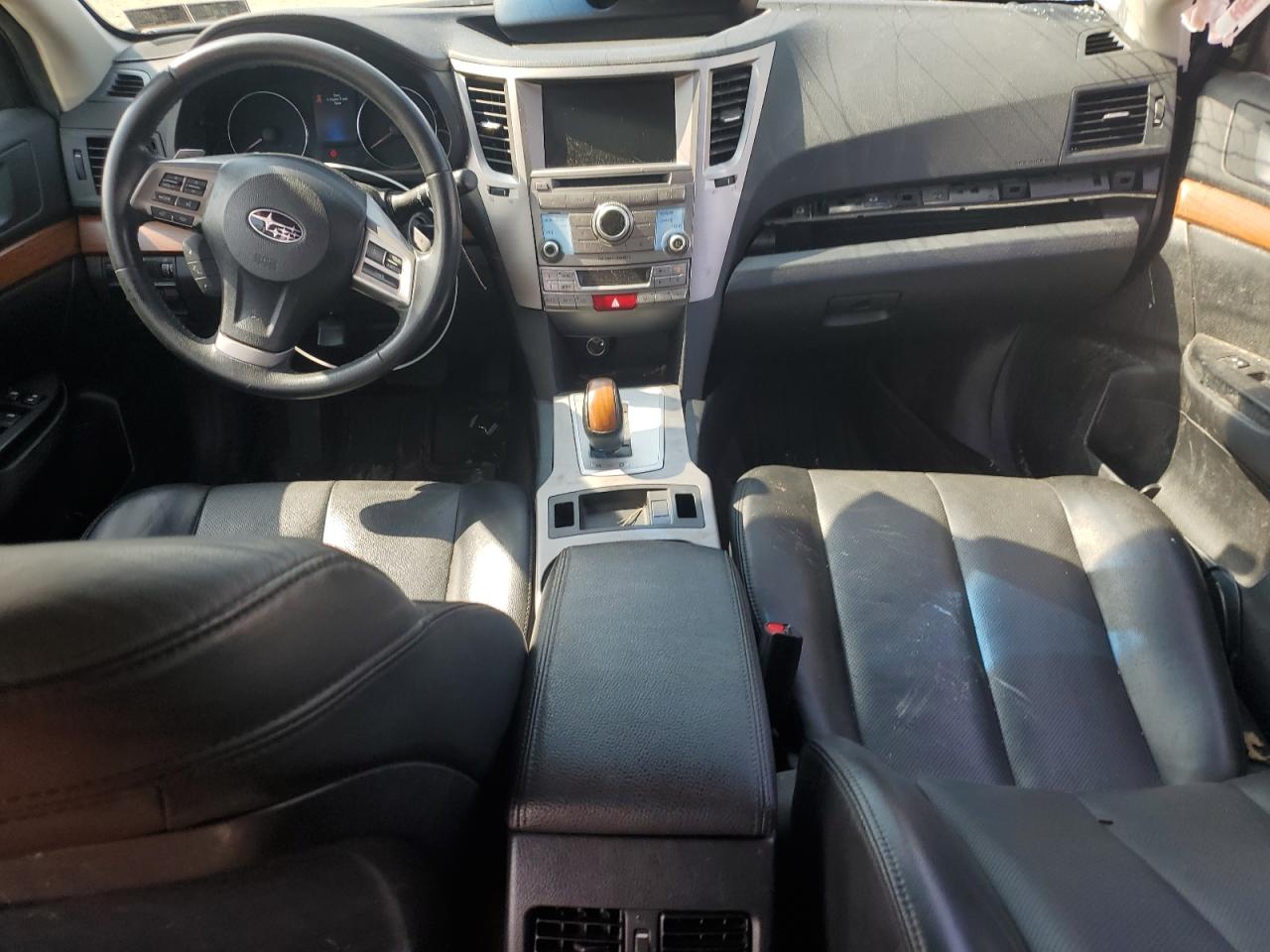 2014 Subaru Outback - Image 8