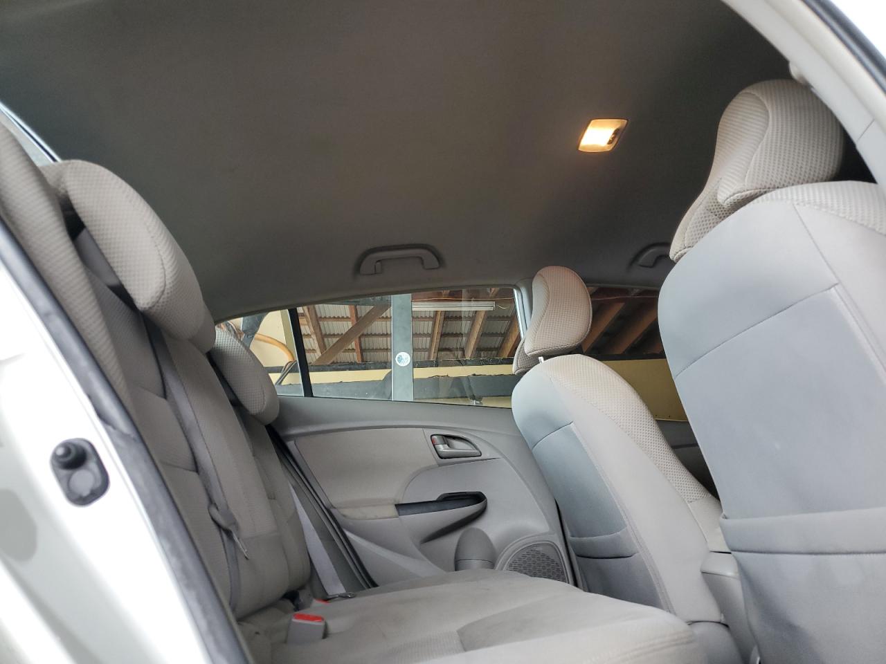 2011 Honda Insight - Image 10