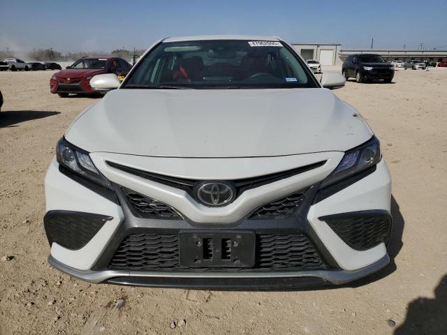 TOYOTA CAMRY 2021 White