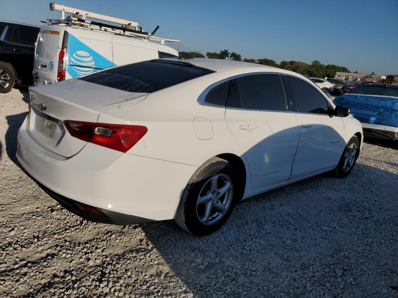 2017 Chevrolet Malibu - Image 3