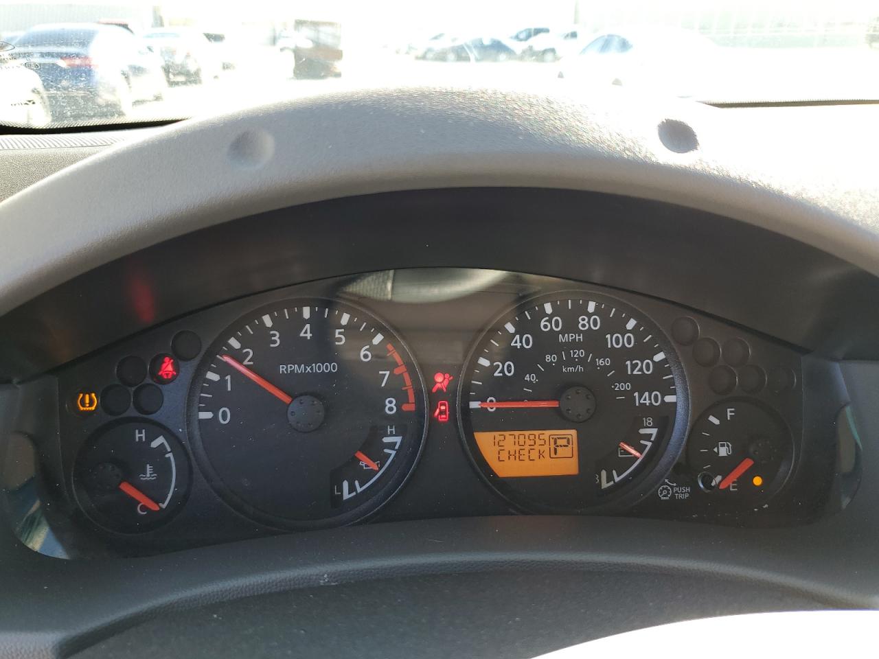 2011 Nissan XTerra - Image 9
