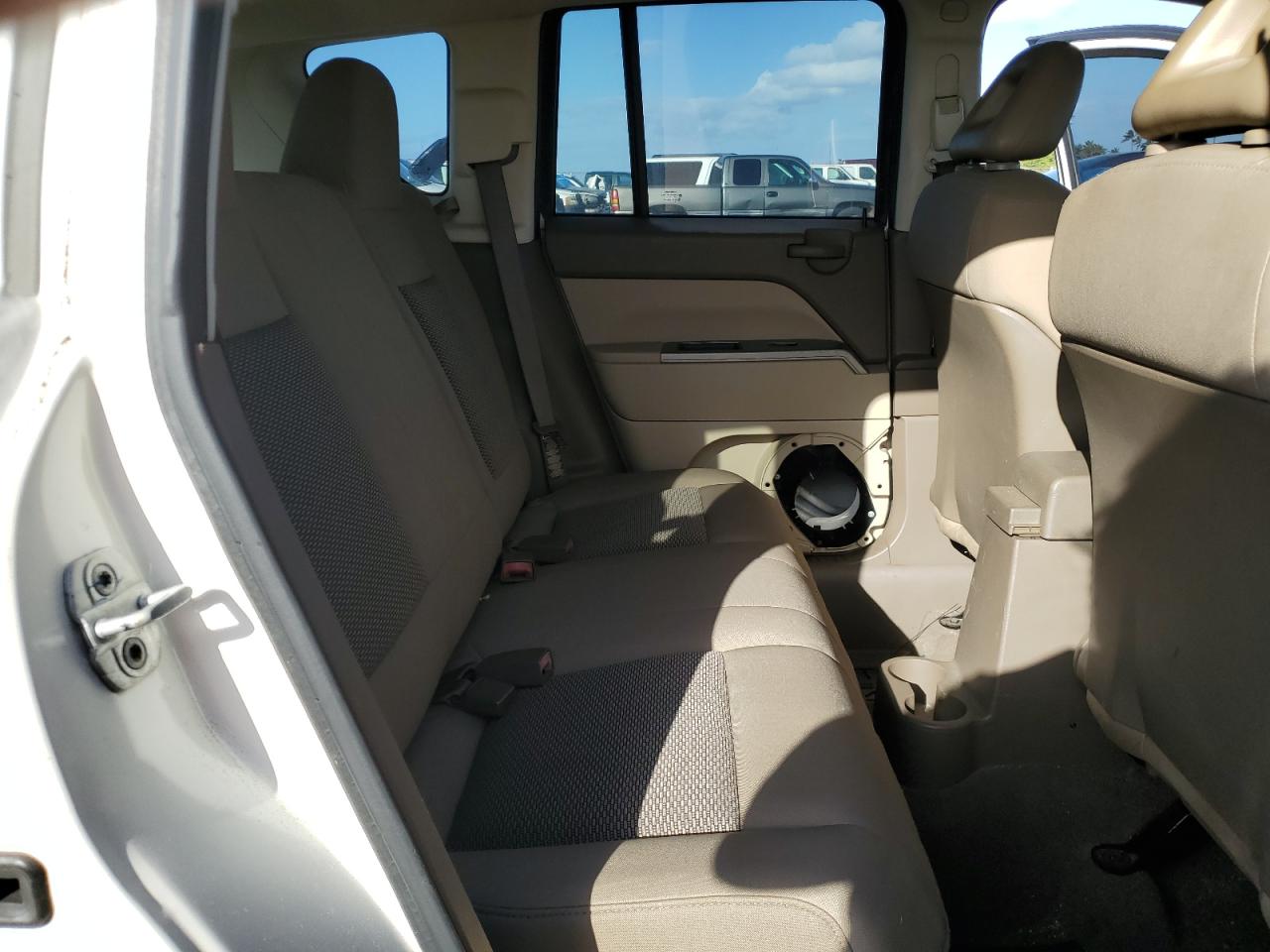 2007 Jeep Compass VIN: 1J8FF47W17D597021 Lot: 47656085