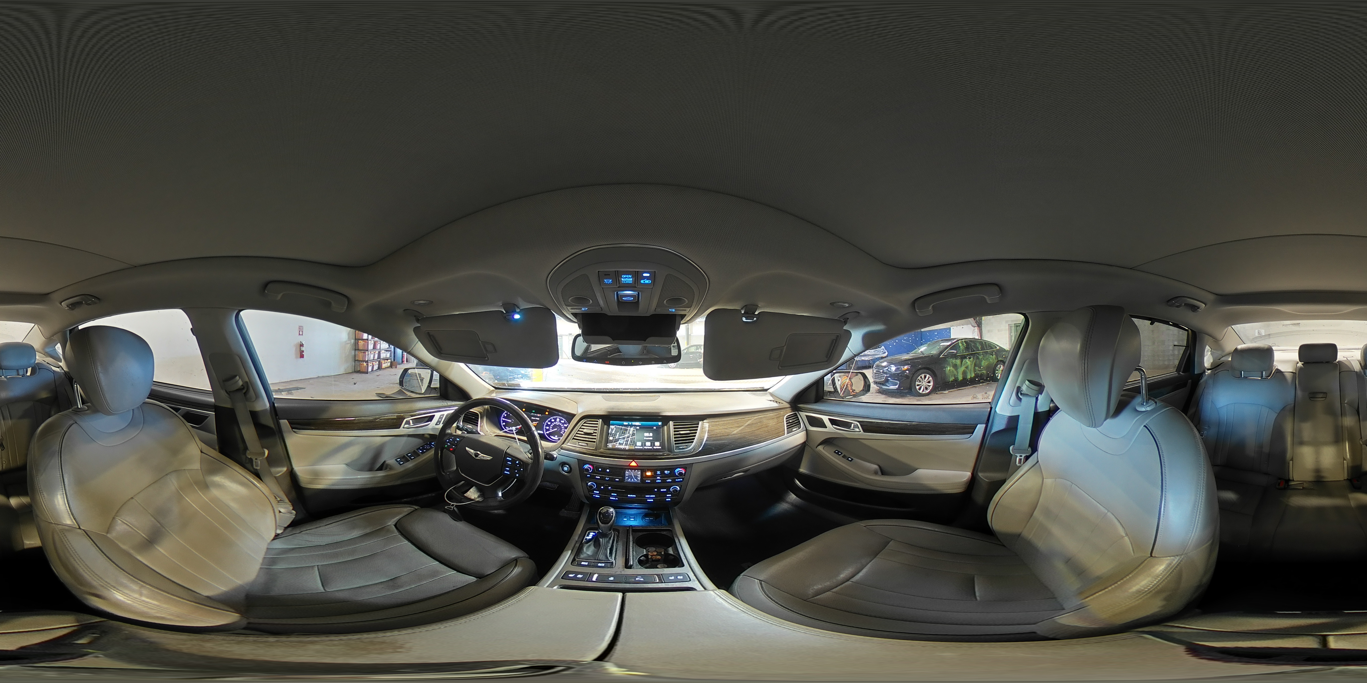 2015 Hyundai Genesis - Image 15