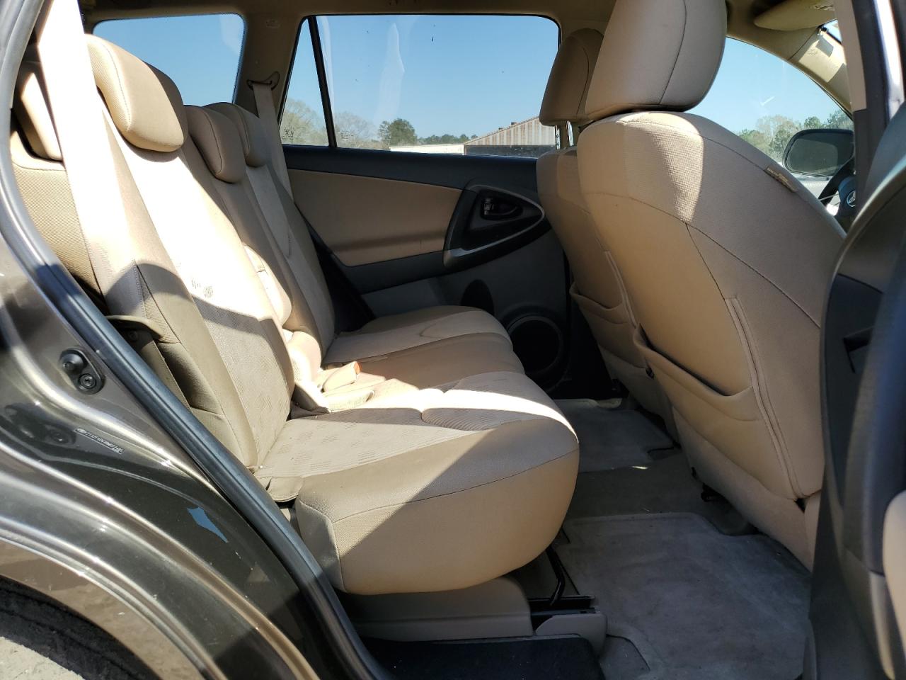 2011 Toyota RAV 4 - Image 11