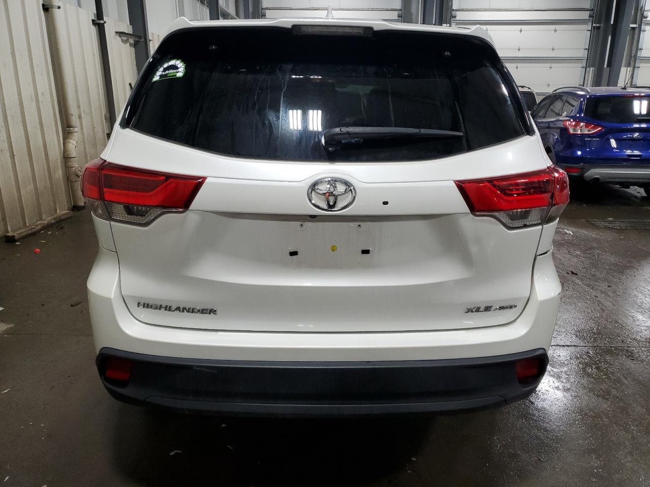 2019 Toyota Highlander - Image 6