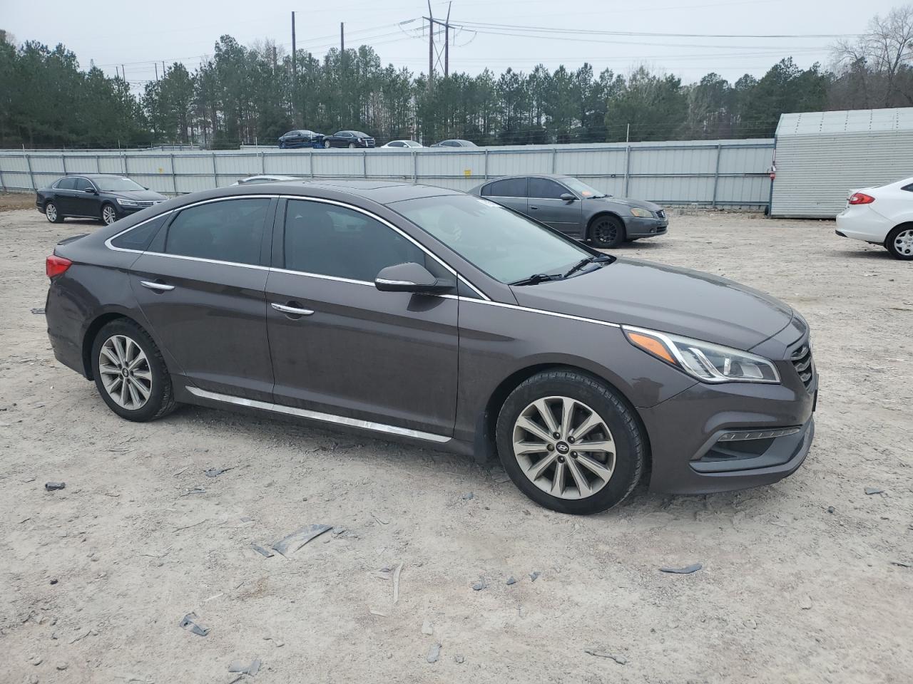 2017 Hyundai Sonata - Image 4