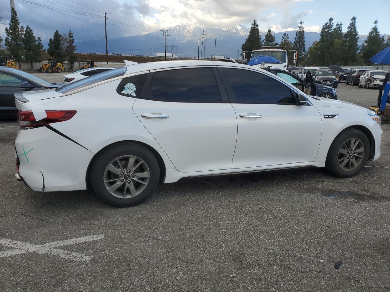 2017 Kia Optima - Image 3