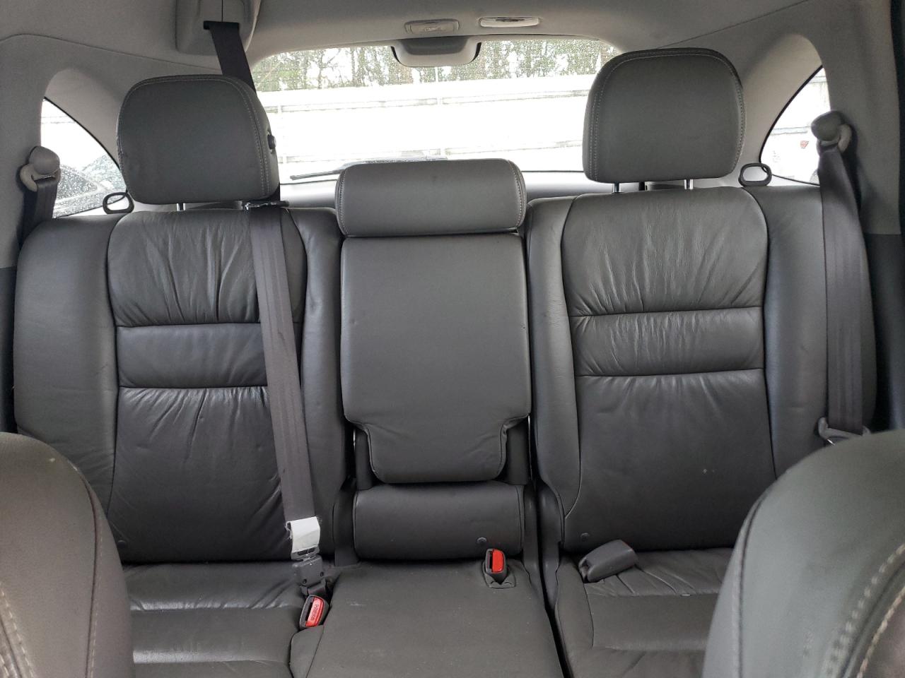 2010 Honda CR-V - Image 10