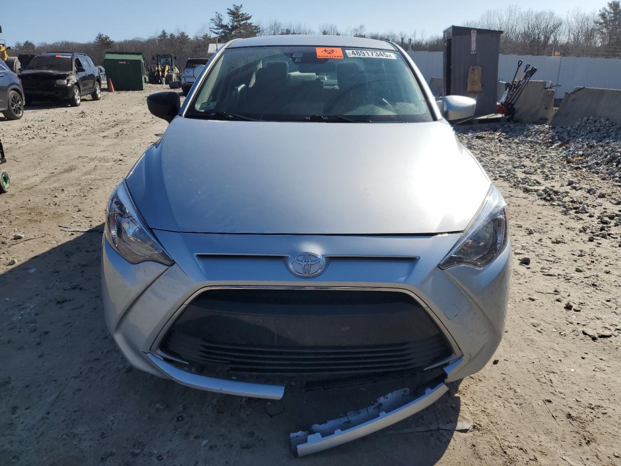 2017 Toyota Yaris - Image 5