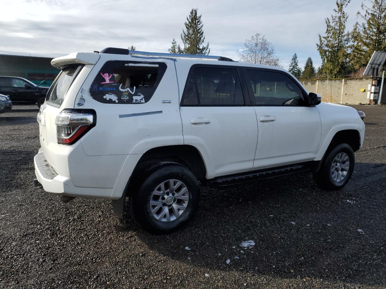 2020 Toyota 4Runner - Image 3