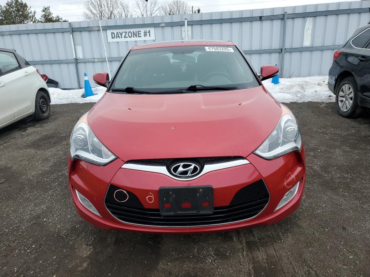 2016 Hyundai Veloster - Image 5