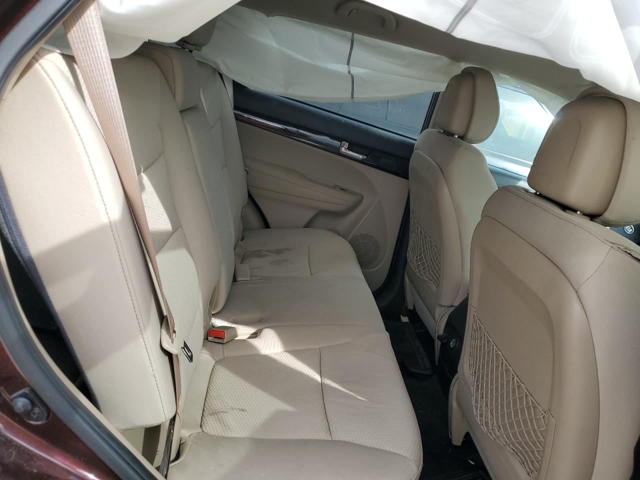 2012 Kia Sorento - Image 10