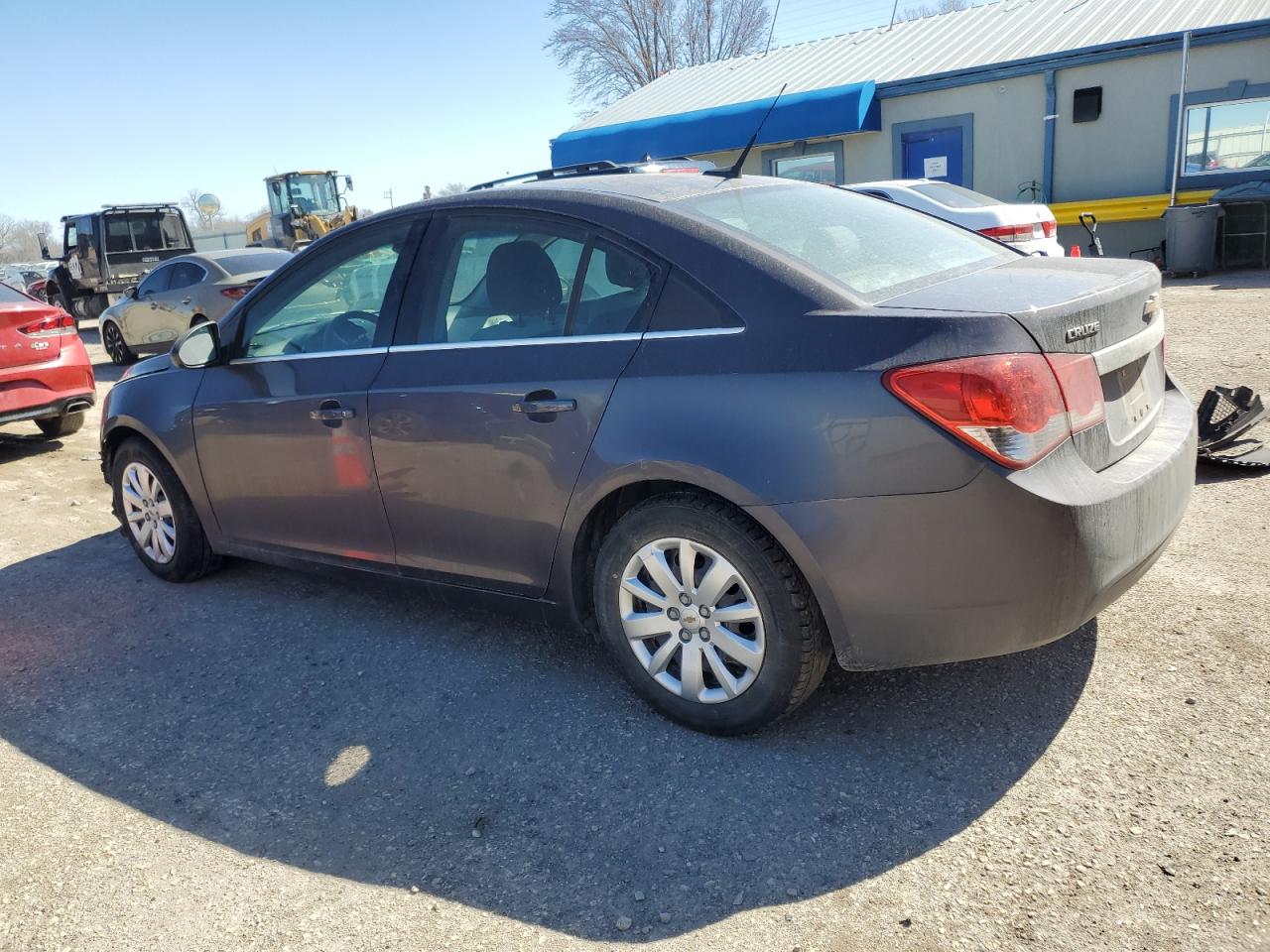 2011 Chevrolet Cruze - Image 2