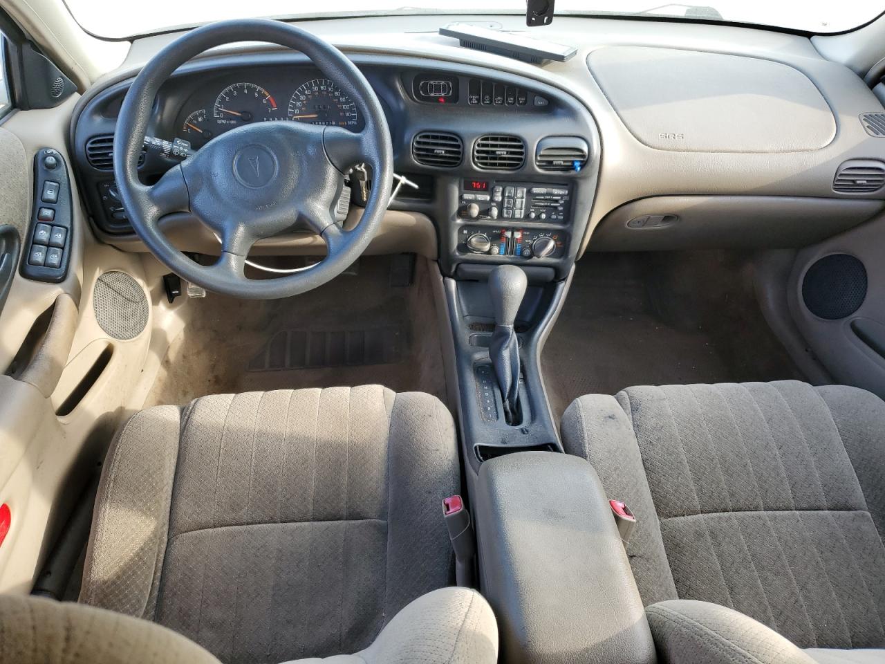 2002 Pontiac Grand Prix - Image 8