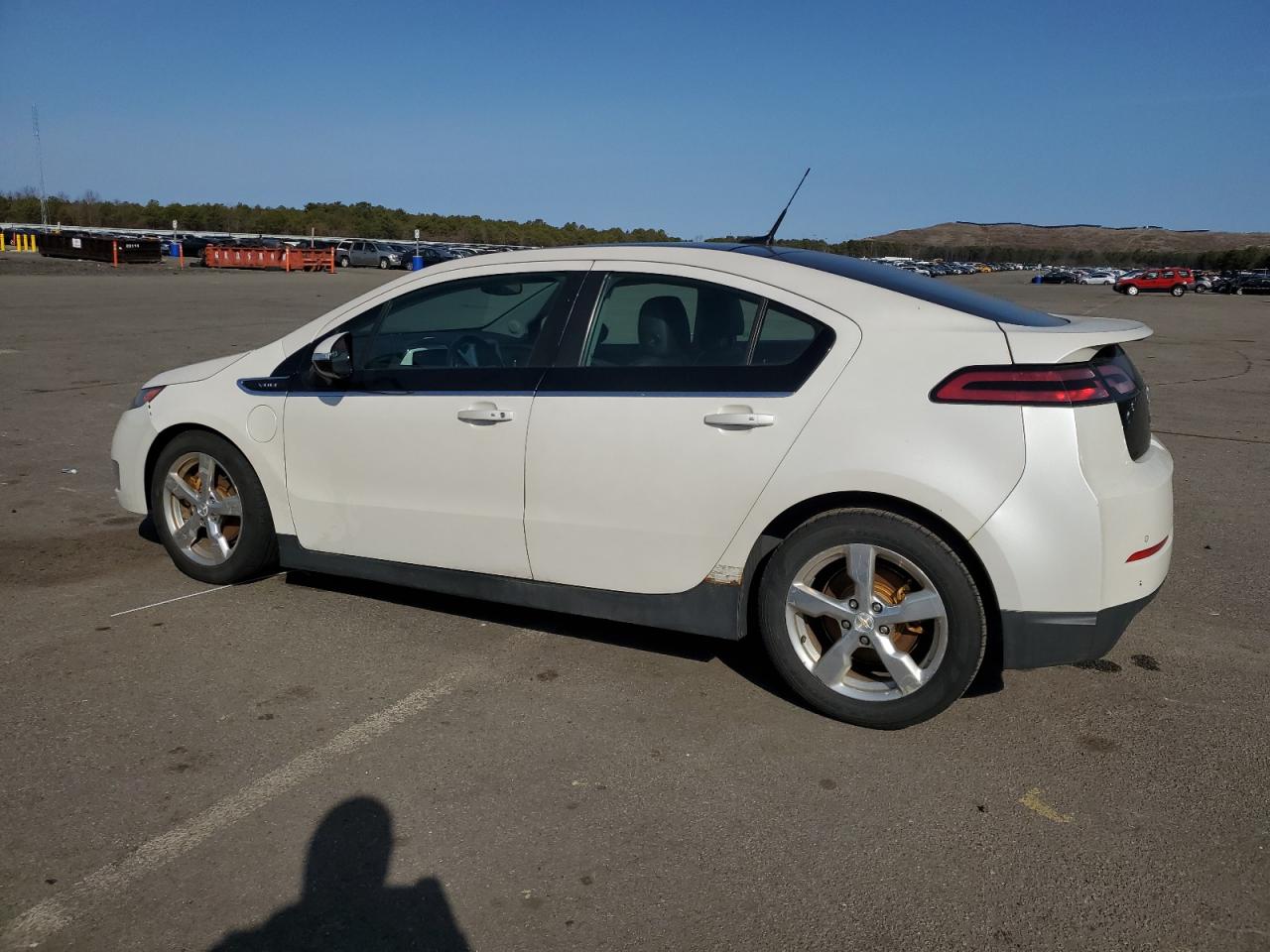 2012 Chevrolet Volt - Image 2