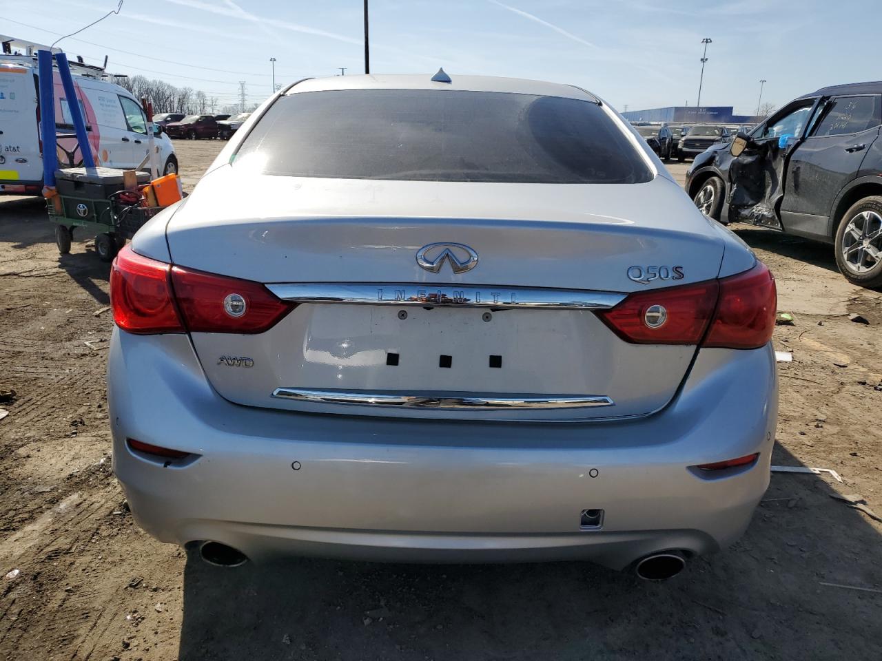 2015 Infiniti Q50 - Image 6