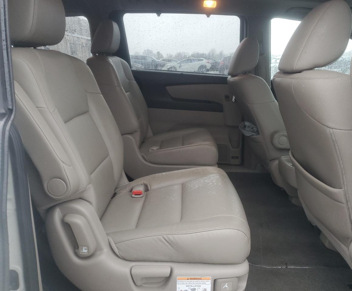 2015 Honda Odyssey - Image 12