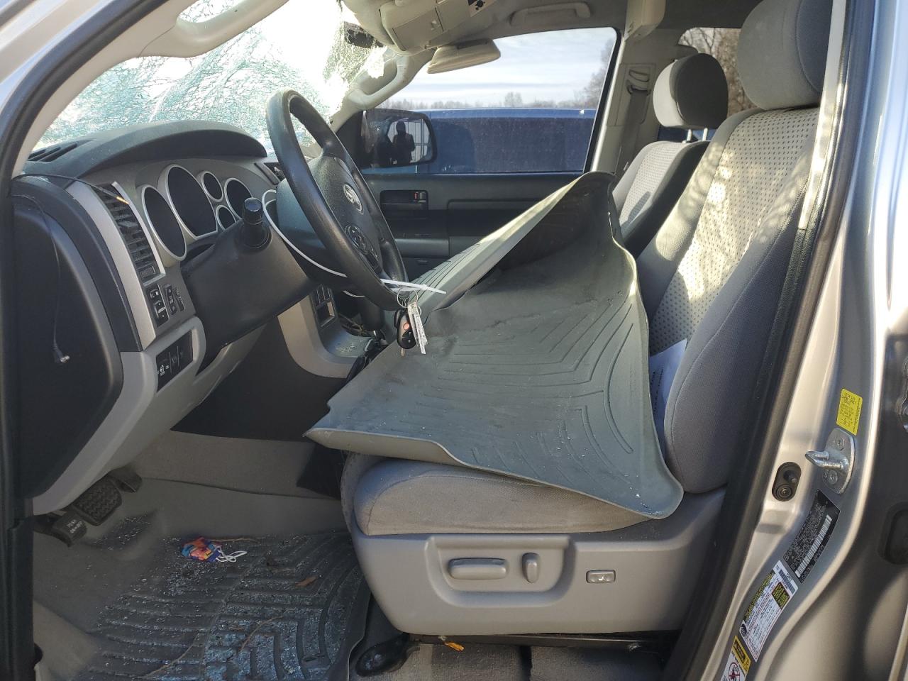 2011 Toyota Tundra - Image 7