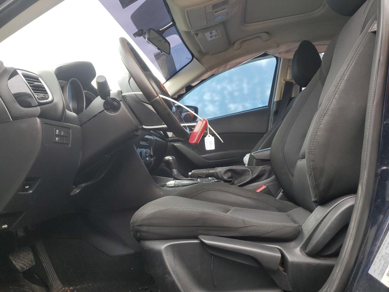 2016 Mazda 3 - Image 7