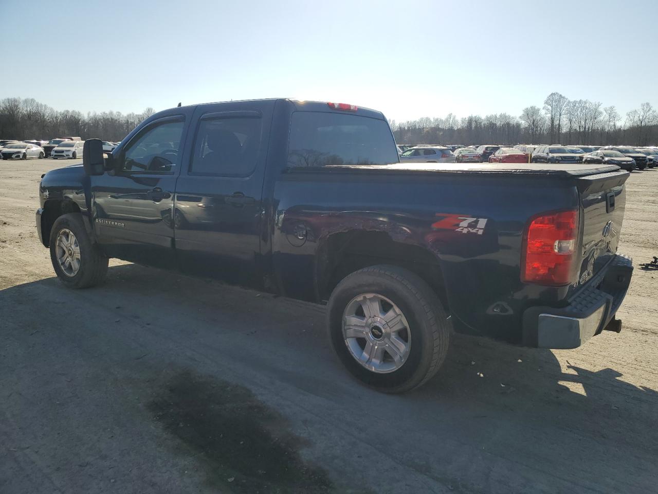 2008 Chevrolet Silverado - Image 2