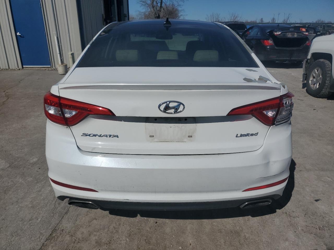 2016 Hyundai Sonata - Image 6