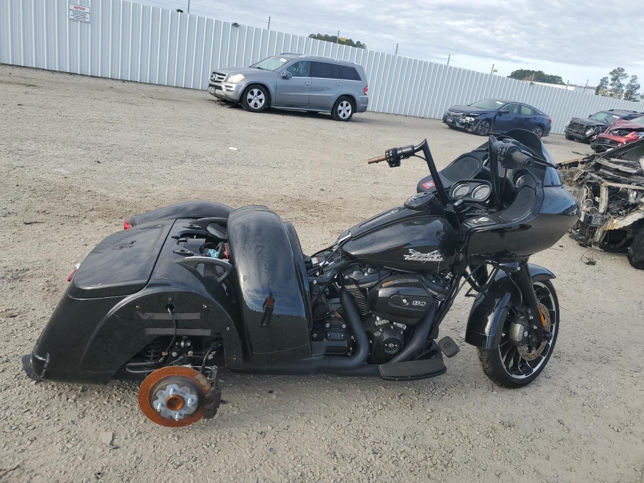 2024 Harley-Davidson Fltrt for Sale in Lumberton, NC - All Over