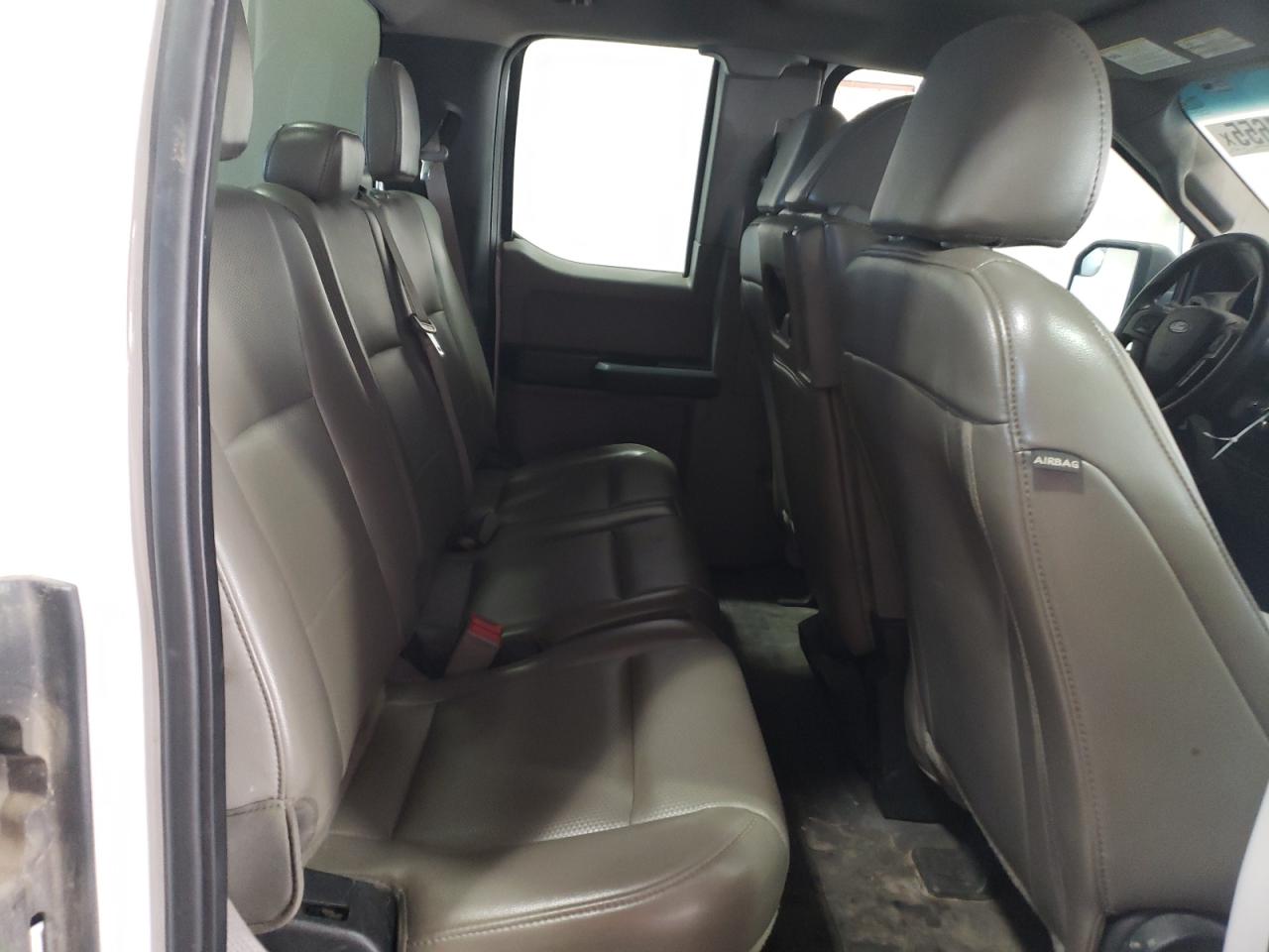 2018 Ford F-150 - Image 10