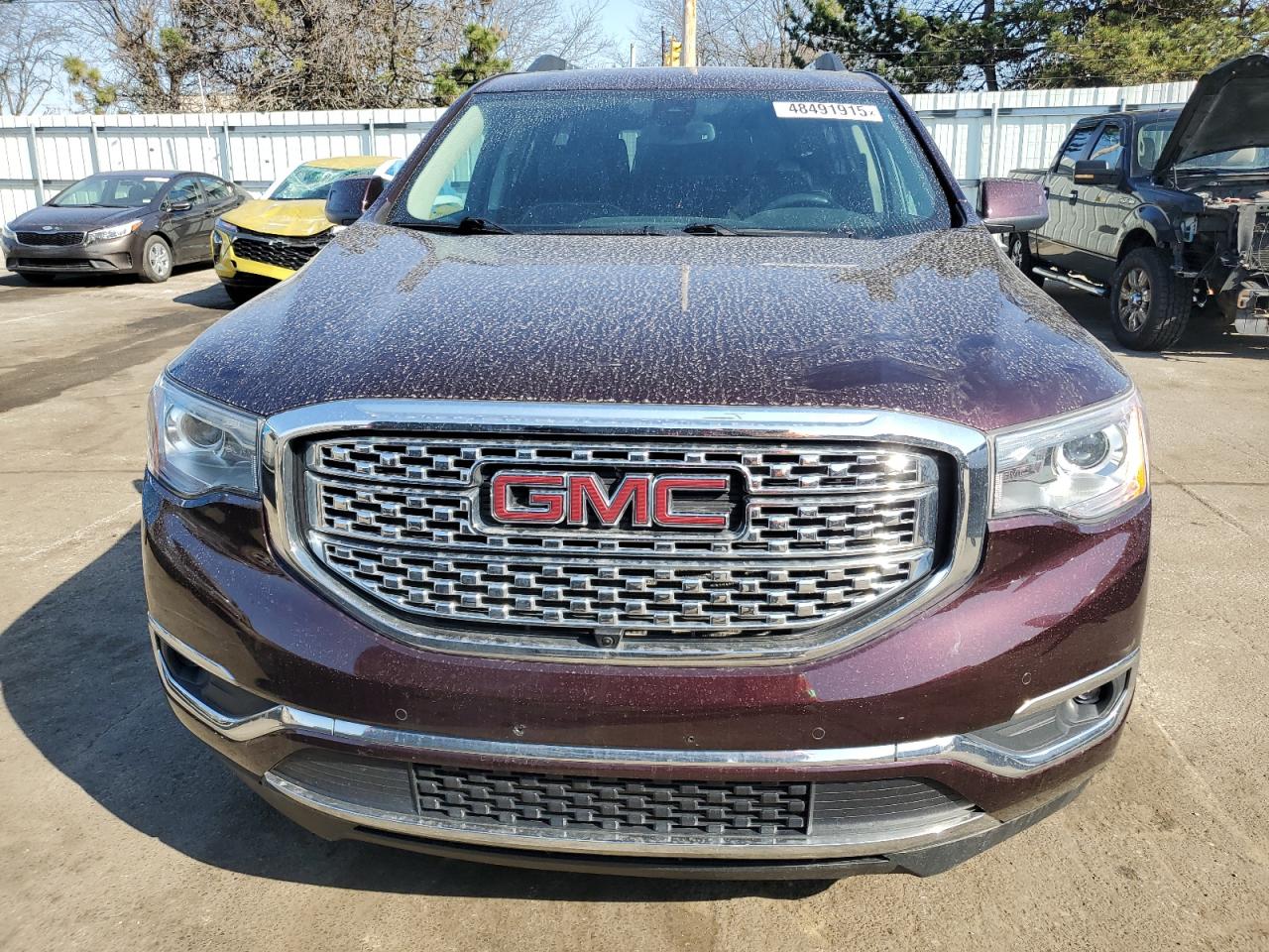 2017 GMC Acadia - Image 5