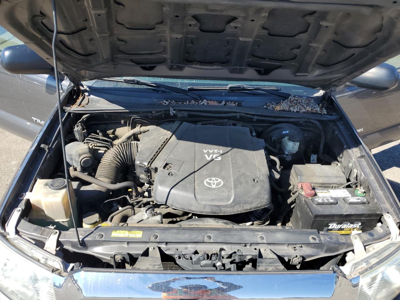 2013 Toyota Tacoma - Image 12
