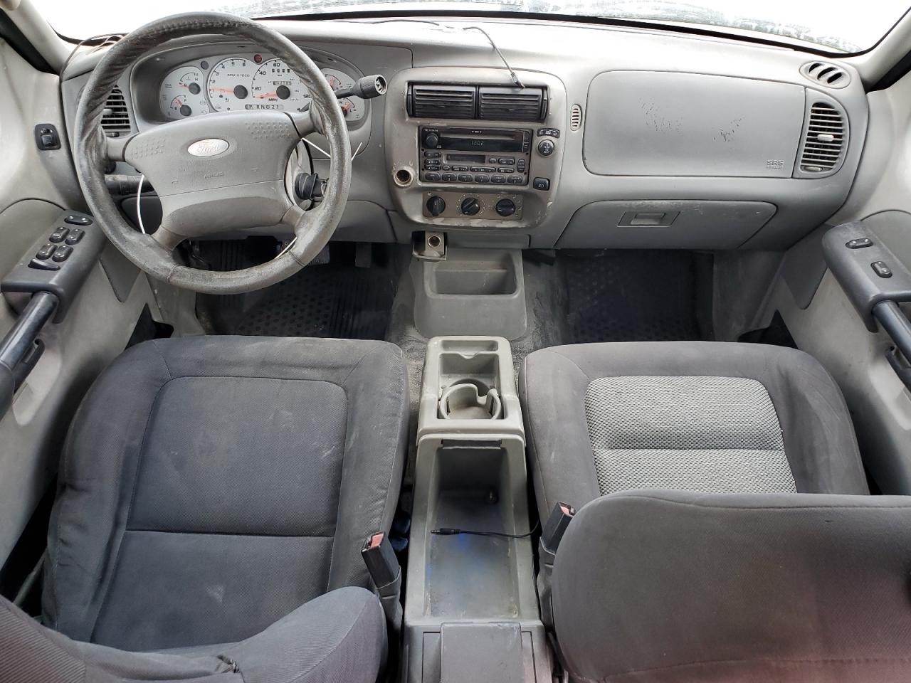 2003 Ford Explorer - Image 8